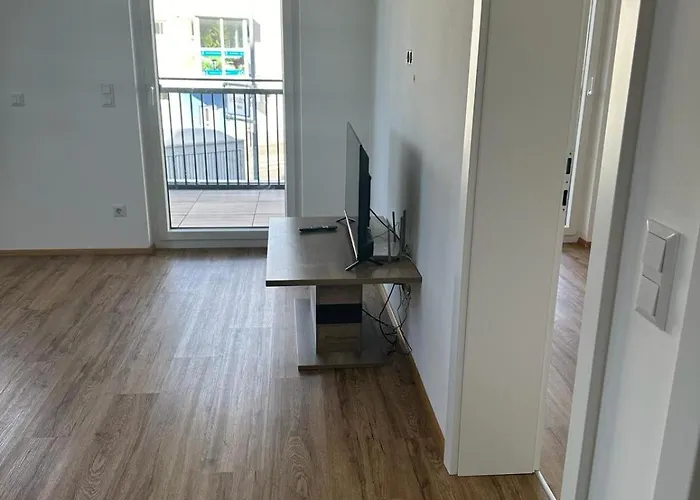 Neubauwohnung Gleich Bei Der Bushaltestelle - 2a شقة *