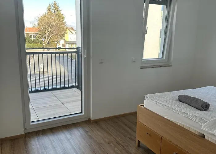 Neubauwohnung Gleich Bei Der Bushaltestelle - 2a